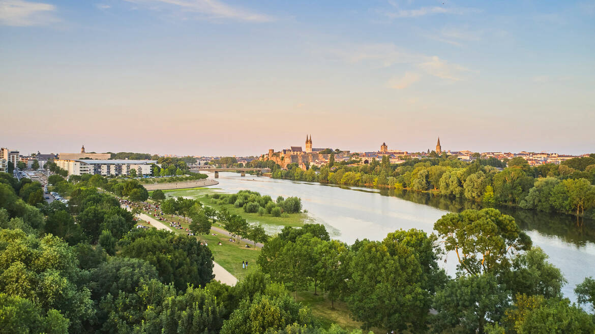 Vue aérienne sur Angers 