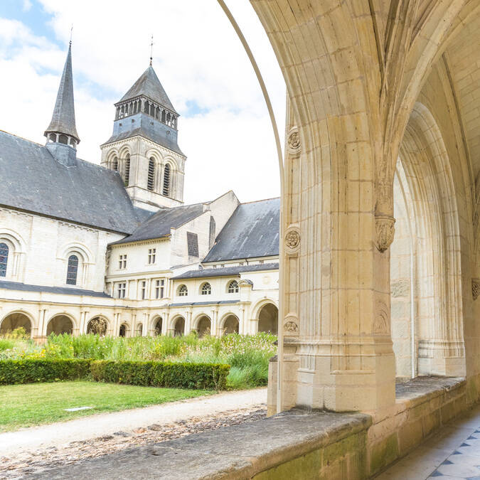 Abbaye de Fontevraud et son cloître