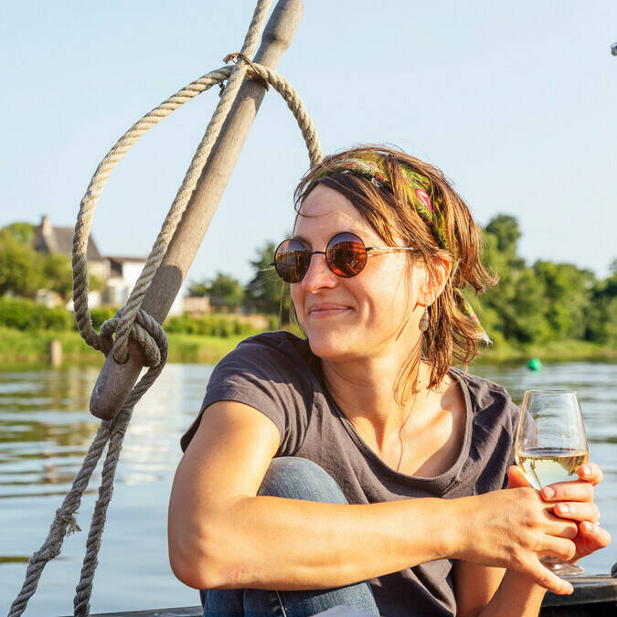 Cruise and wine tasting on a gabare 